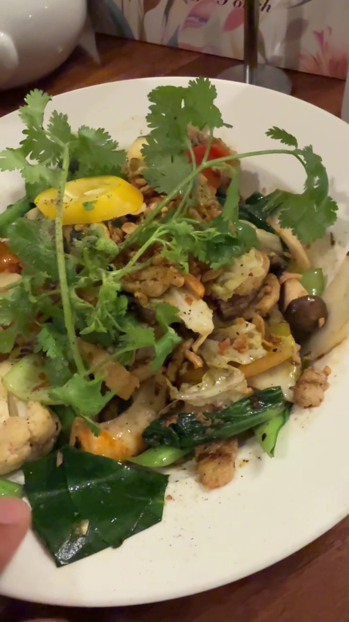 Vegan Heaven Restaurant: food & drinks