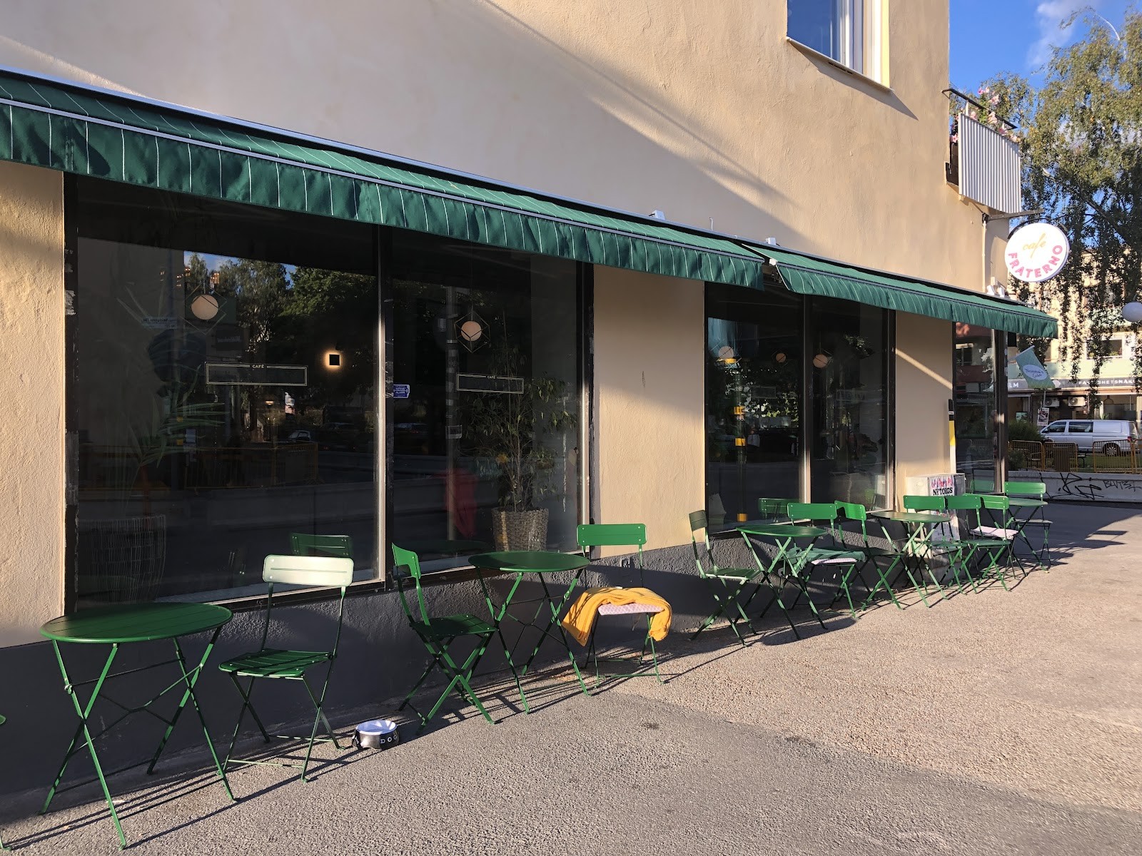 Fraterno cafe: the place