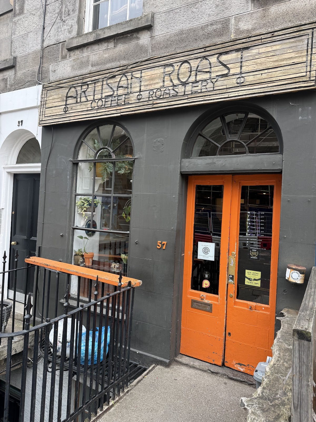 Artisan Roast Broughton street: the place