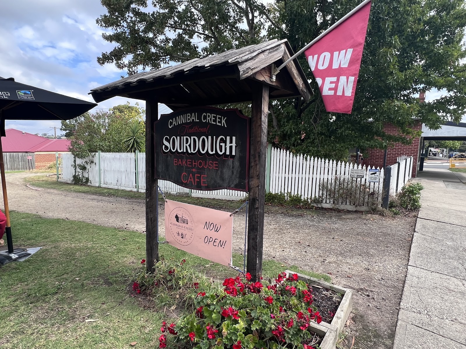 Cannibal Creek Bakehouse: the place