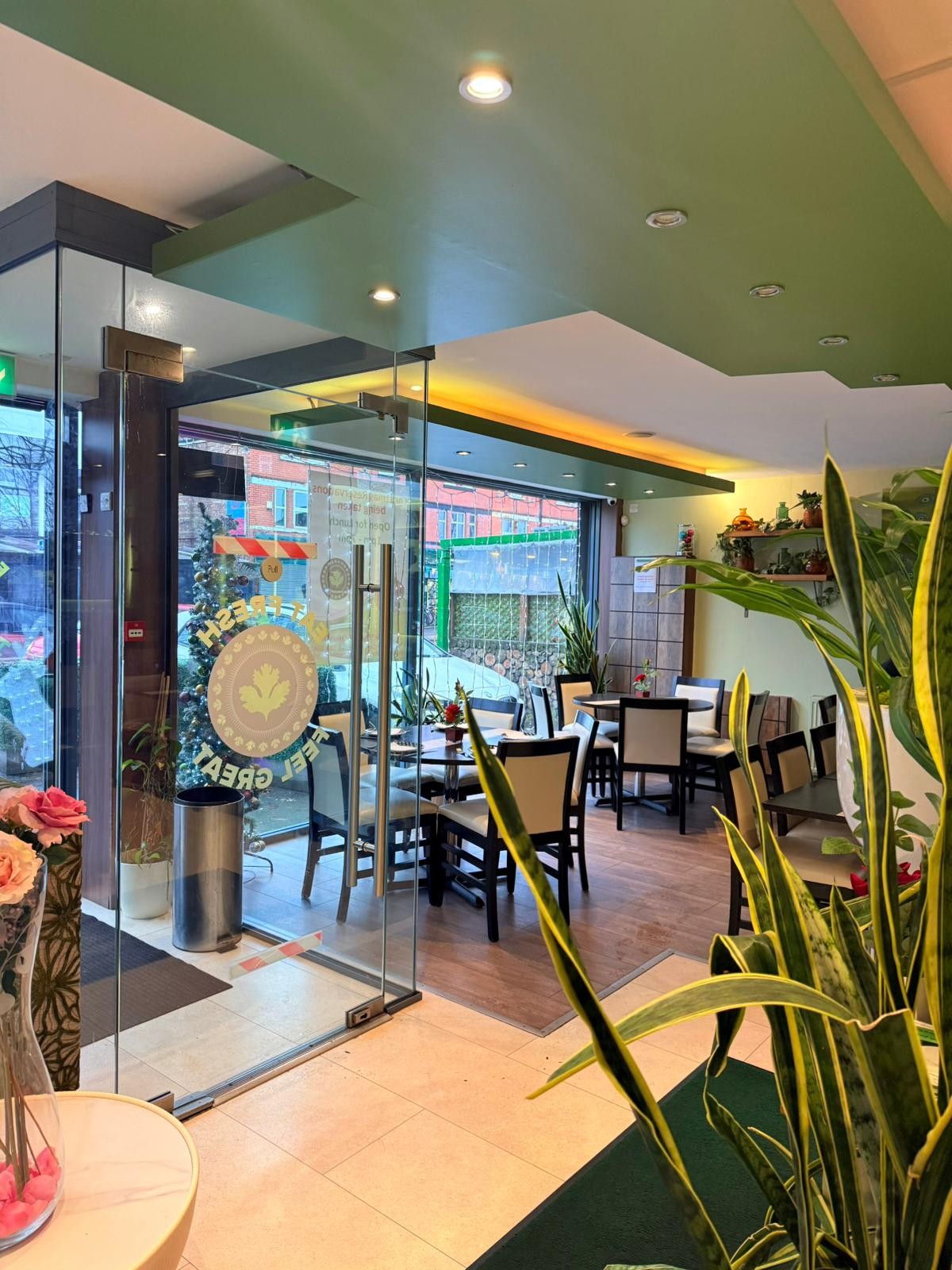 Coriander Restaurant - Indian and Thai food: the place