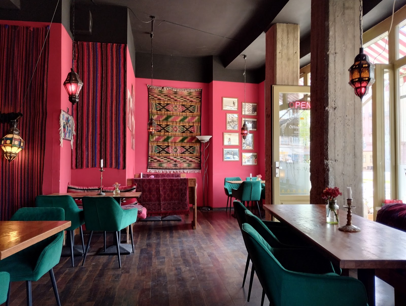 Shams: the place