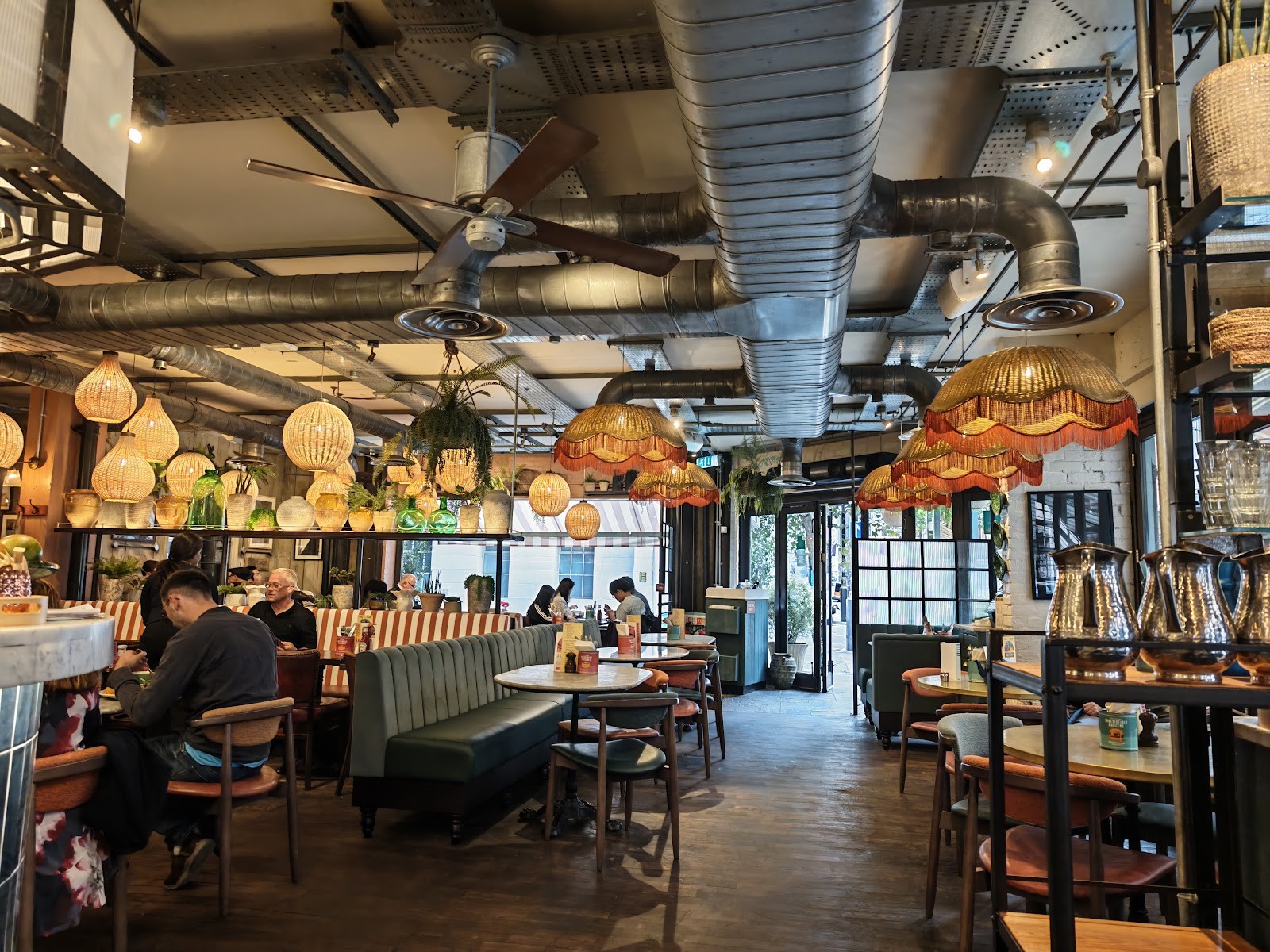 Bill's Soho Restaurant: the place