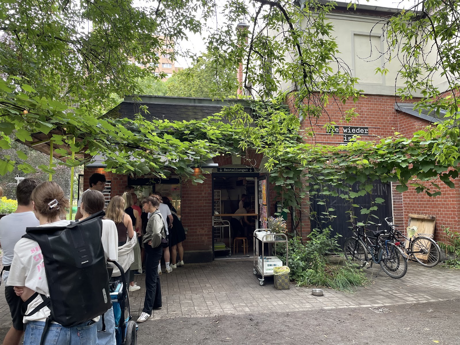 Backstein - Bäckerei für zeitgenössisches Brot GmbH: the place
