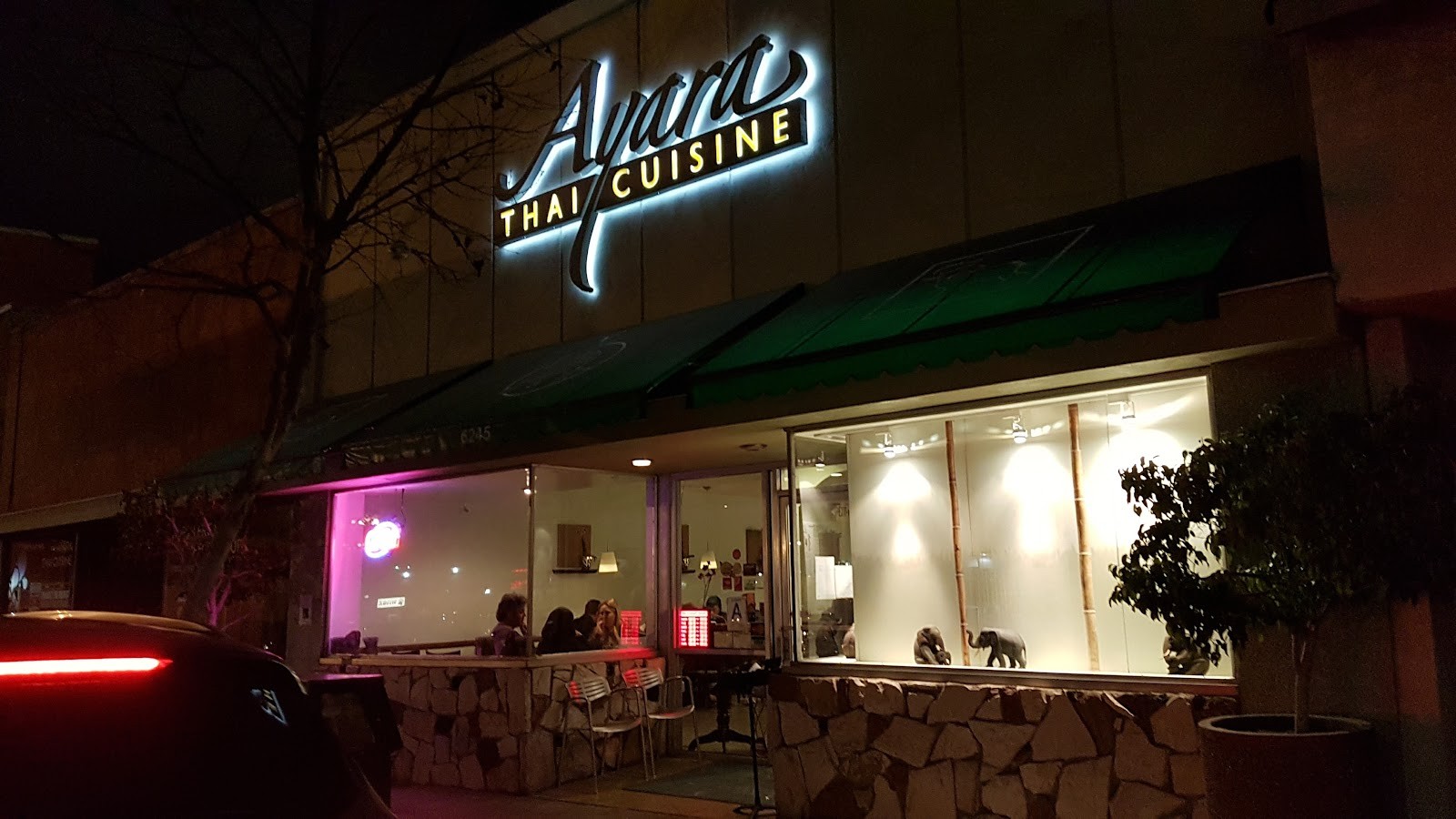 Ayara Thai: the place