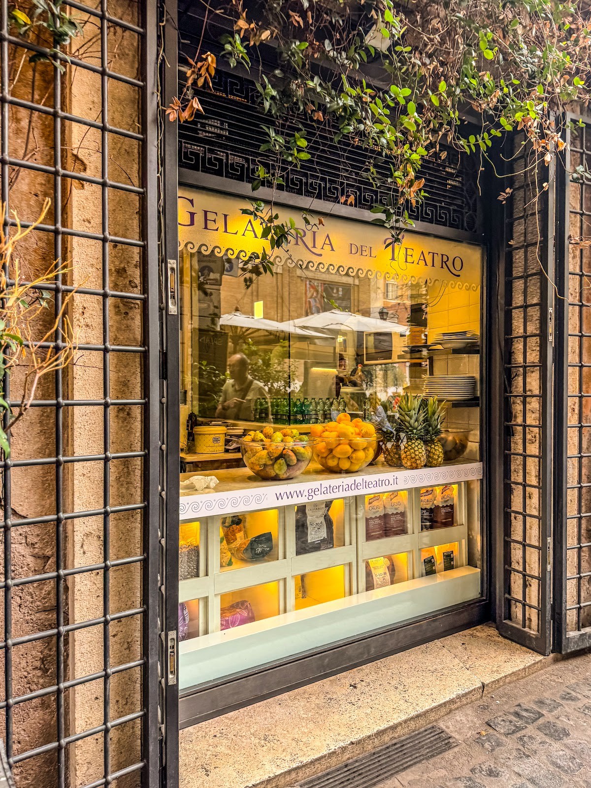 Gelateria del Teatro: the place