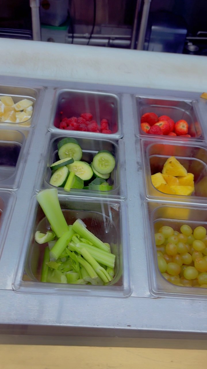 Holy Fruits Juice Press: the place