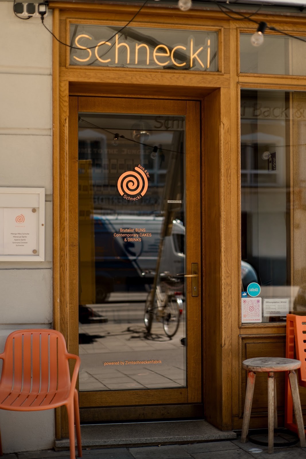 Schnecki Back & Bar: the place
