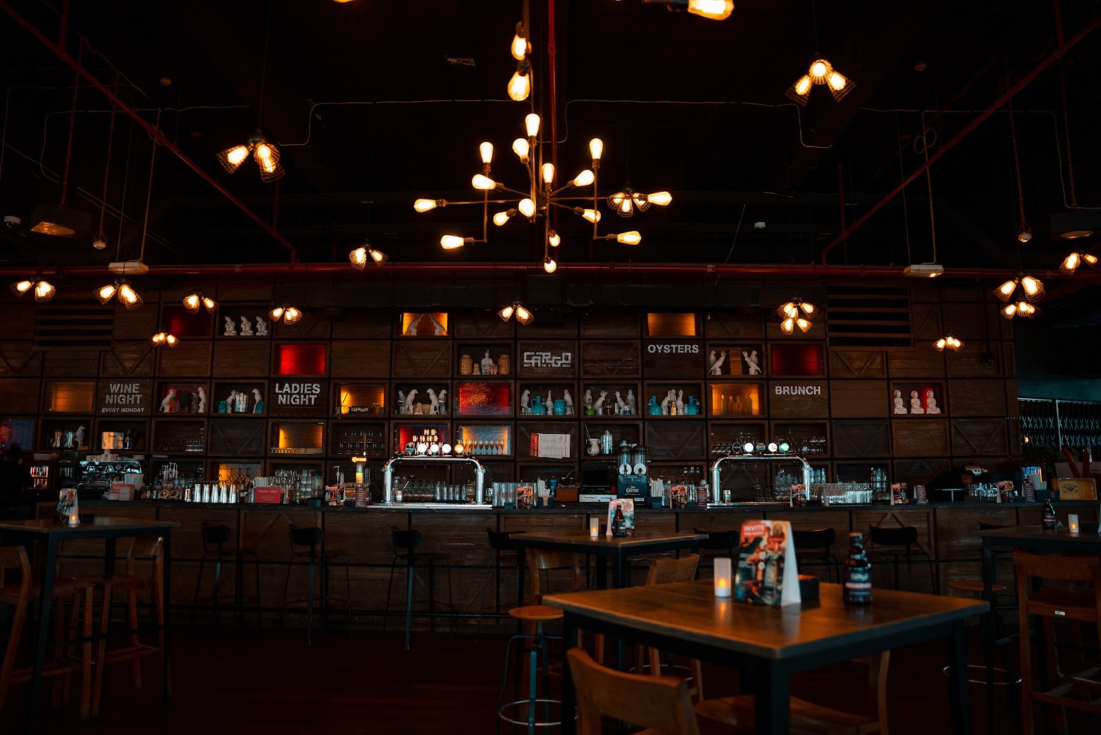 Cargo Dubai: the place