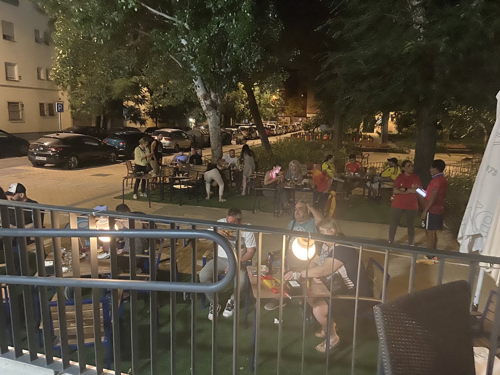 Bar Mony: the place