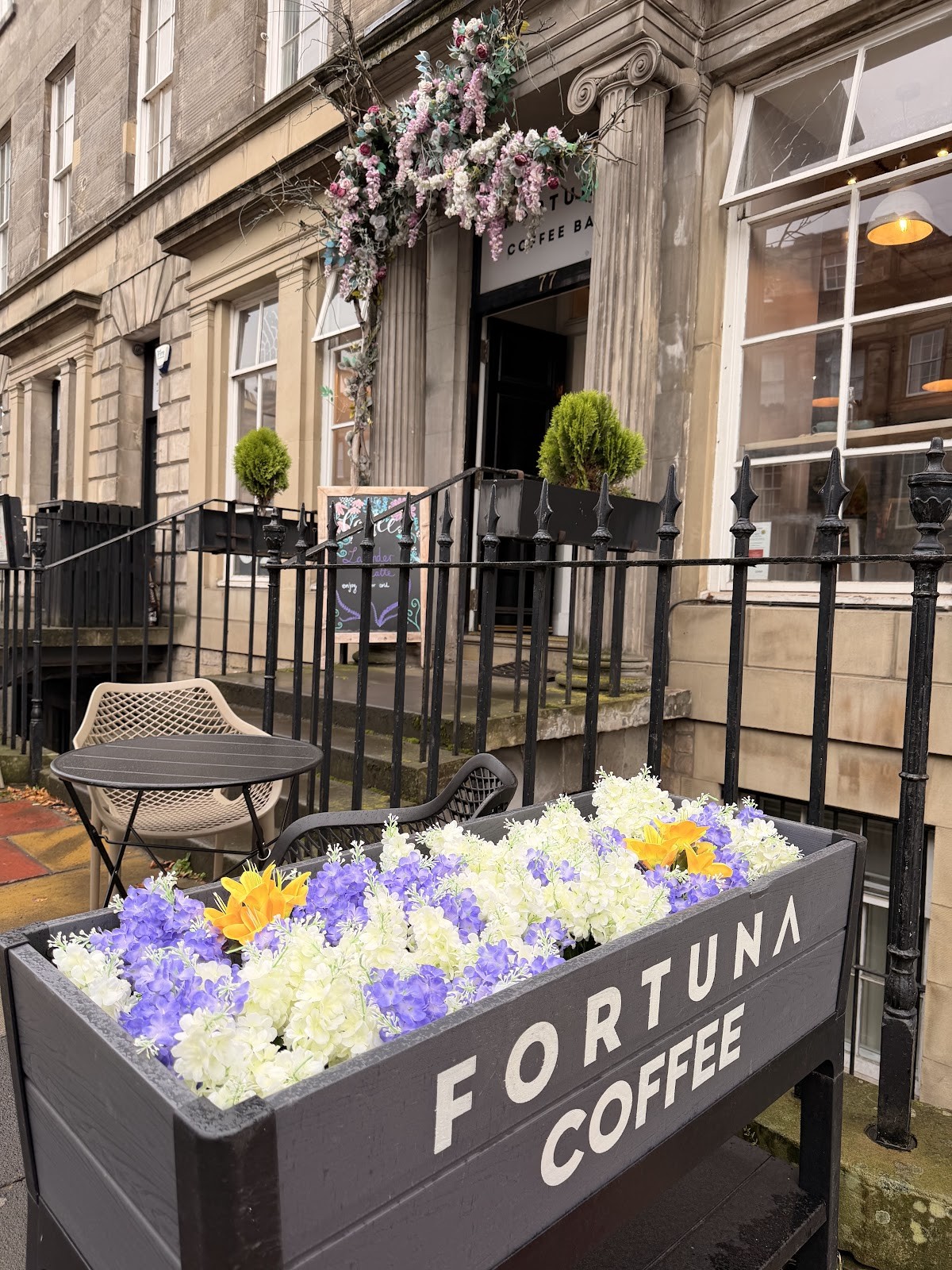 Fortuna Coffee Bar: the place