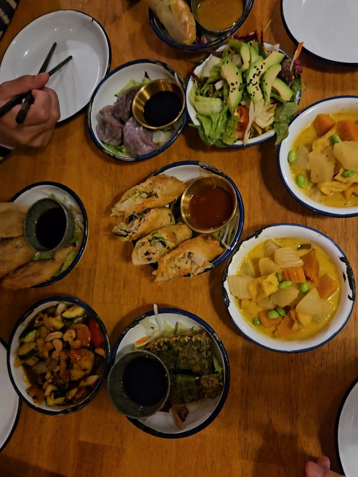 li.ke : serious||thai||vegan: food & drinks