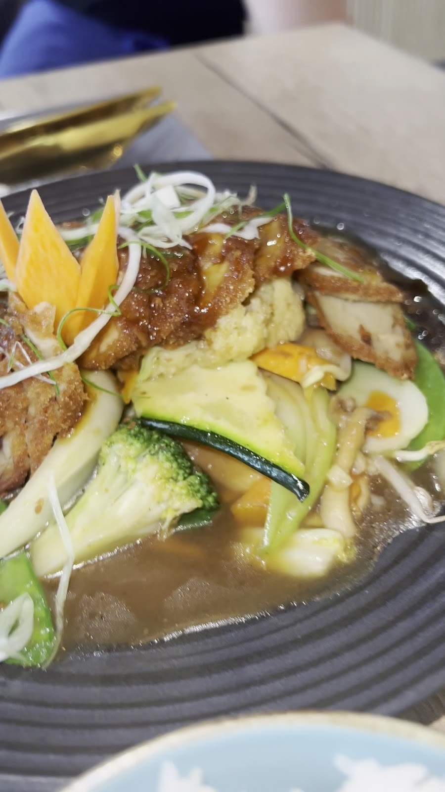 Vevi Restaurant: food & drinks