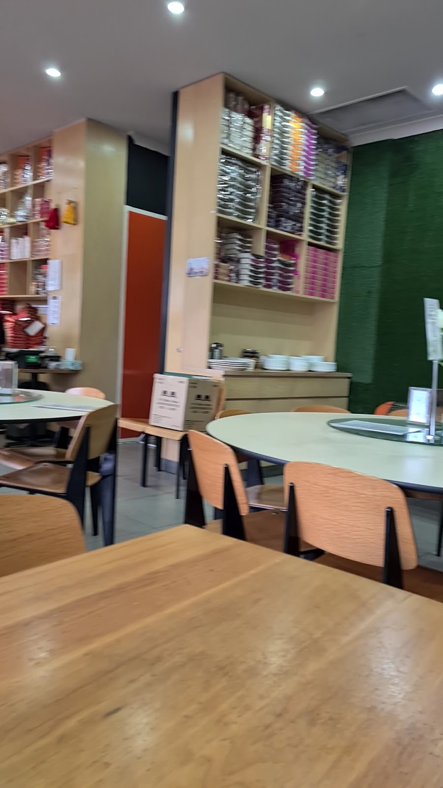 Royal Sweets Cafe: the place