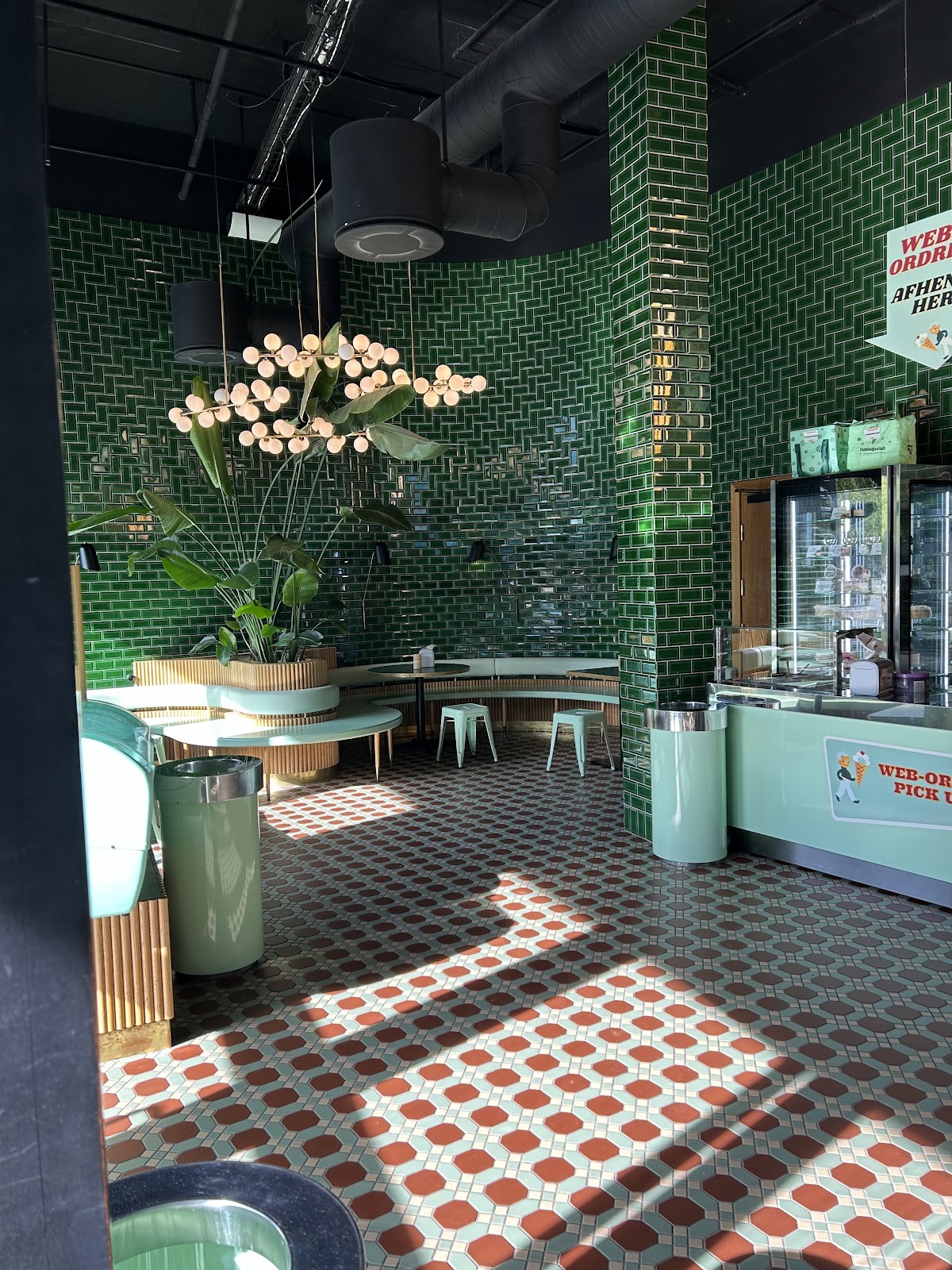 Ismageriet: the place