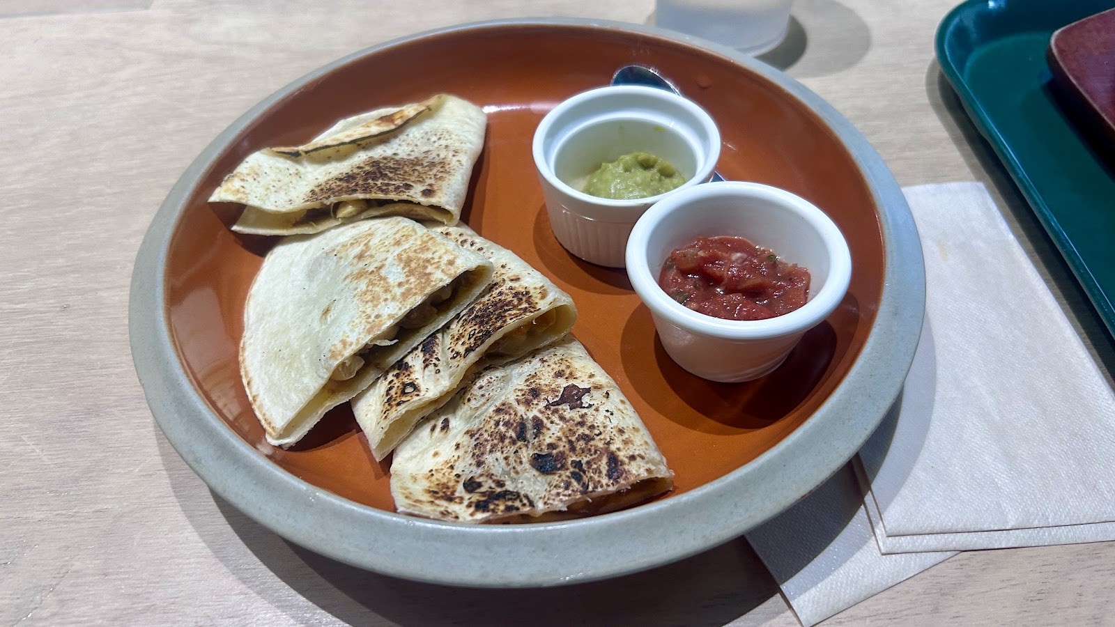 Vegan Bistro Jangara: food & drinks