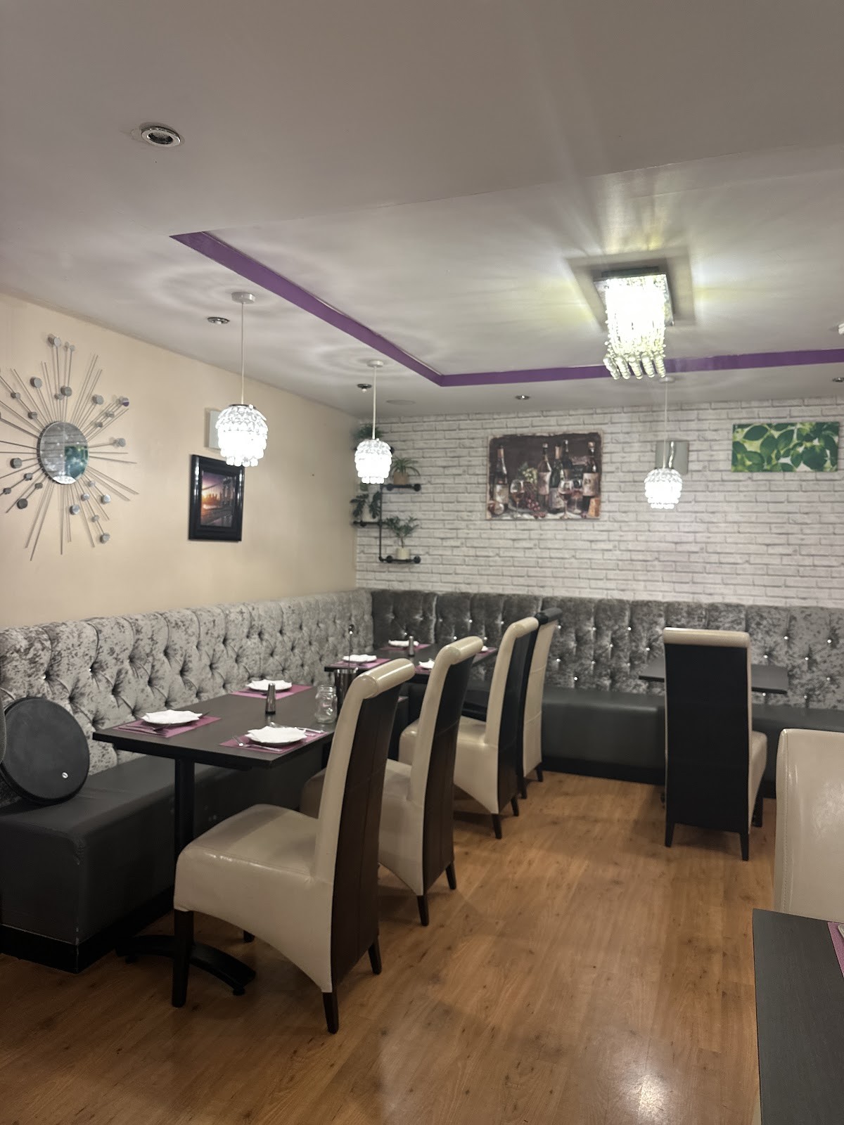 VEG DARBAR | VEG & VEGAN INDIAN RESTAURANT IN BIRMINGHAM: the place