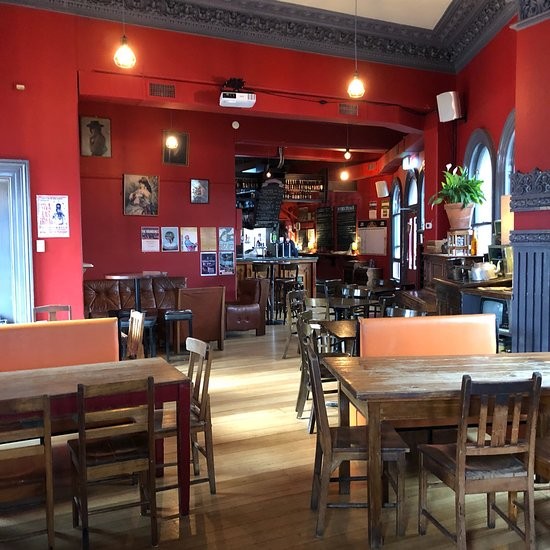 The Fitzroy Pinnacle: the place
