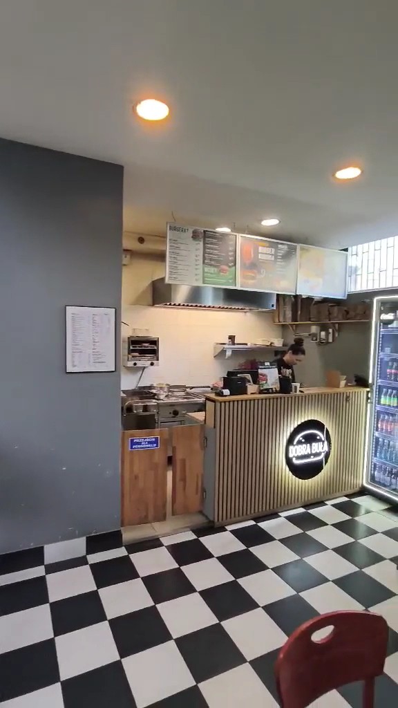Dobra Buła | Warszawa Targówek - Burgery: the place
