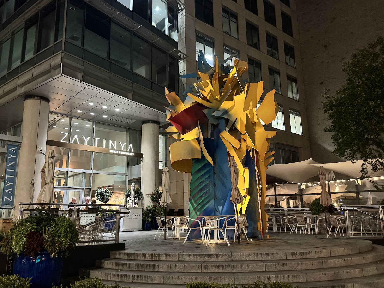 Zaytinya: the place