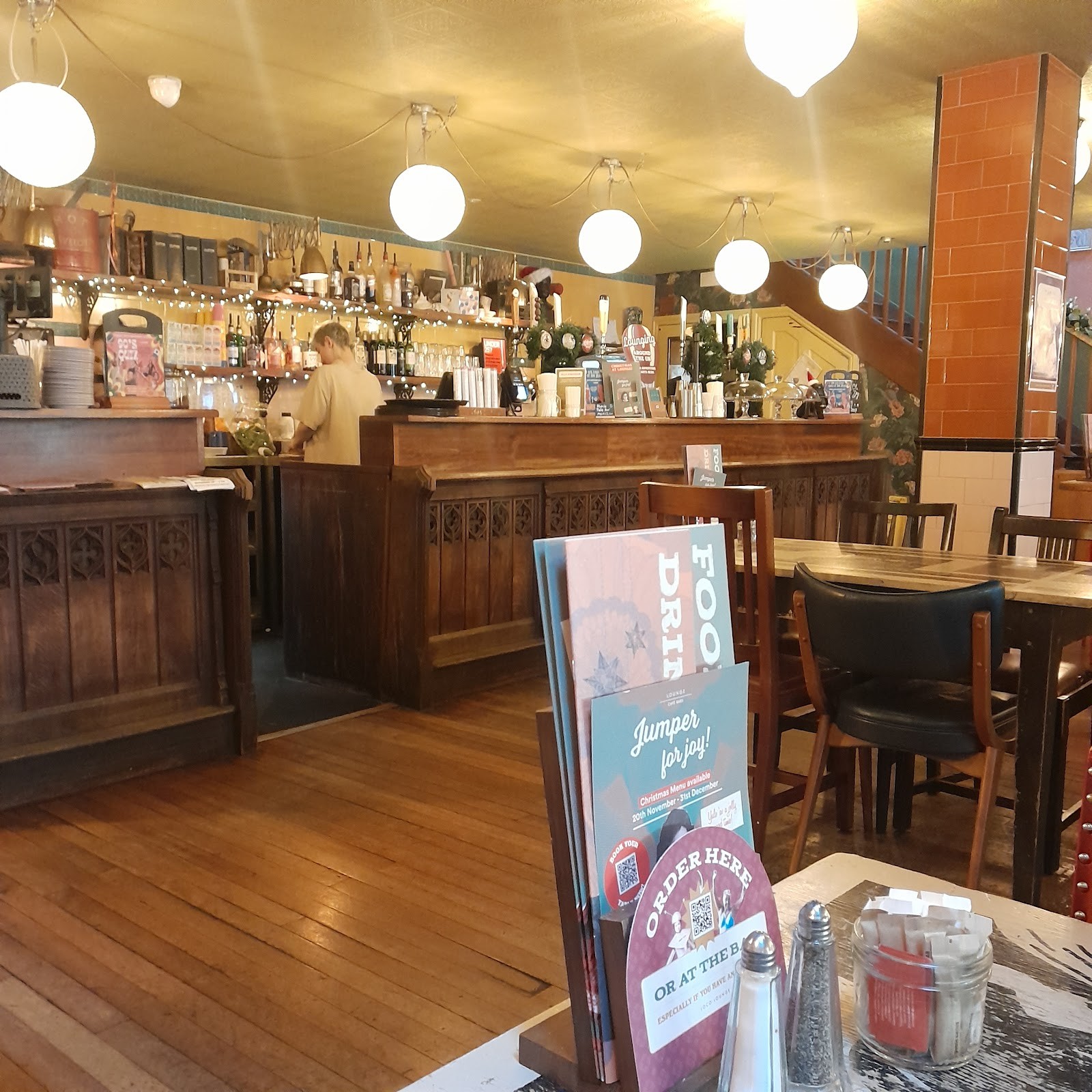Loco Lounge: the place