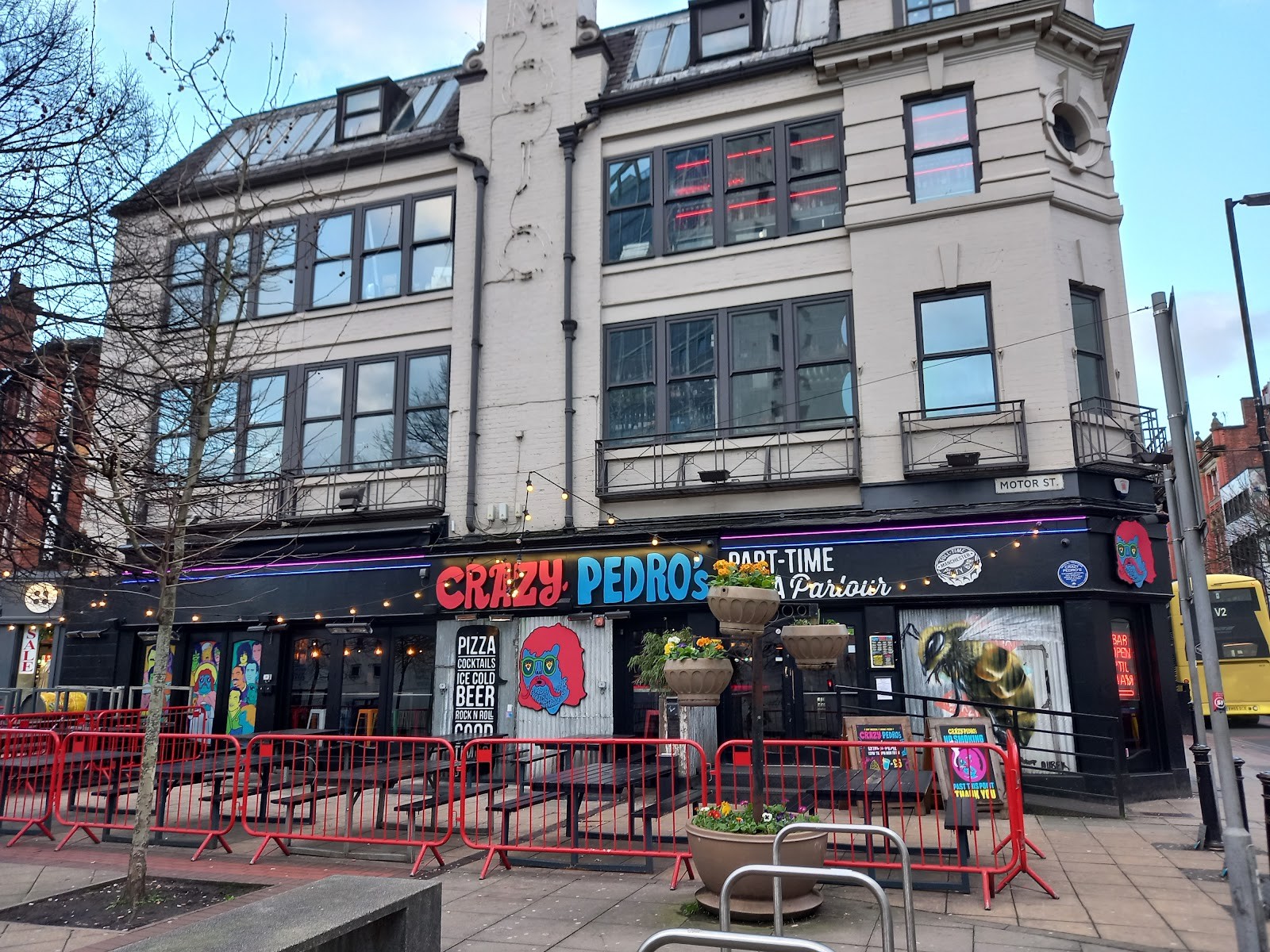 Crazy Pedro's Bridge Street: the place