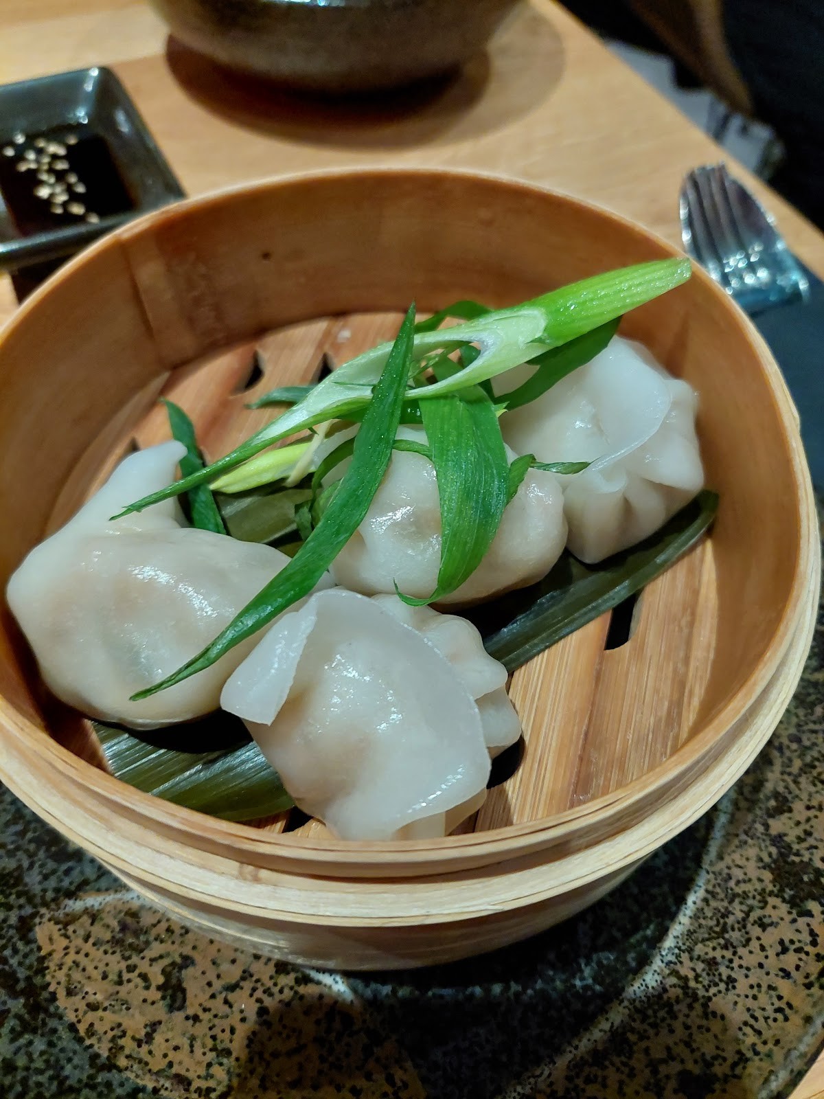 Ginya Veganes Restaurant: food & drinks