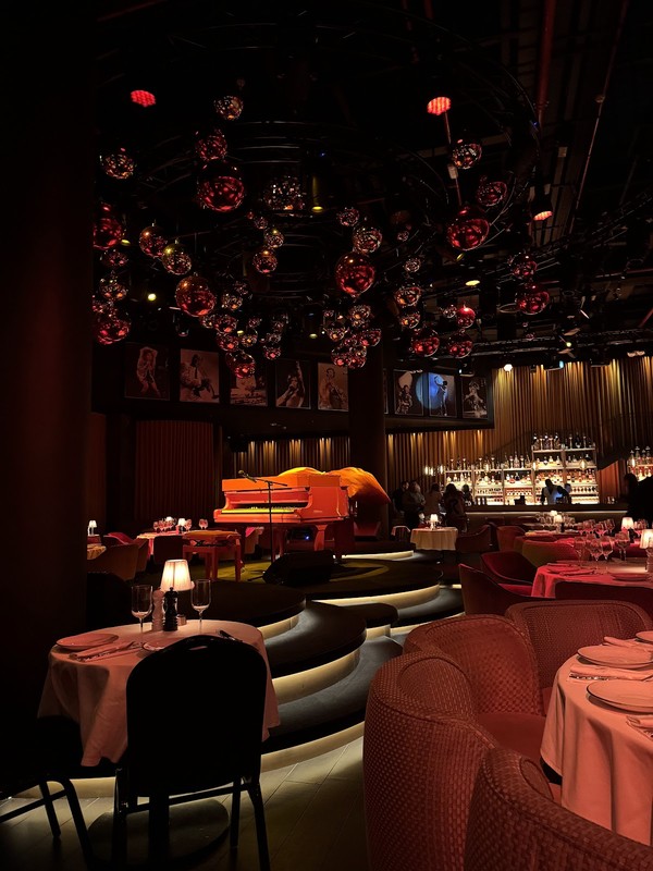 Aretha Dubai: photo