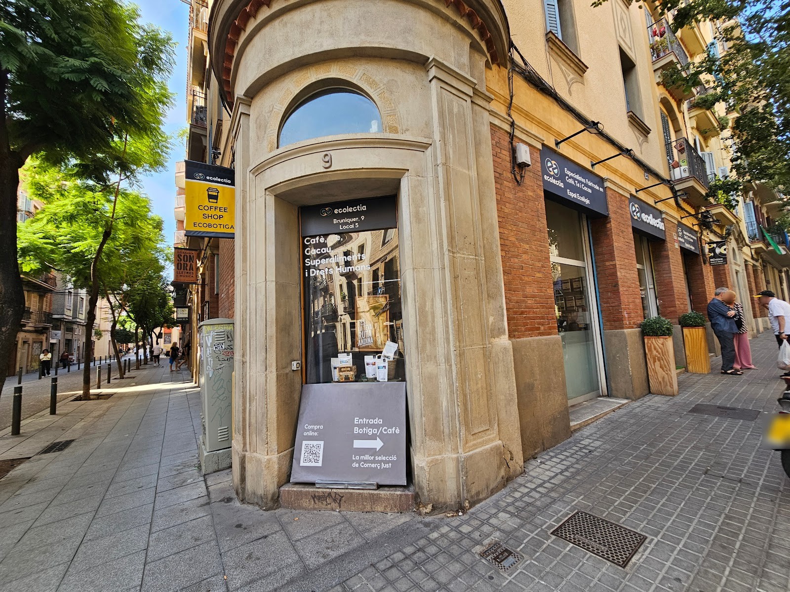 Ecolectia: the place