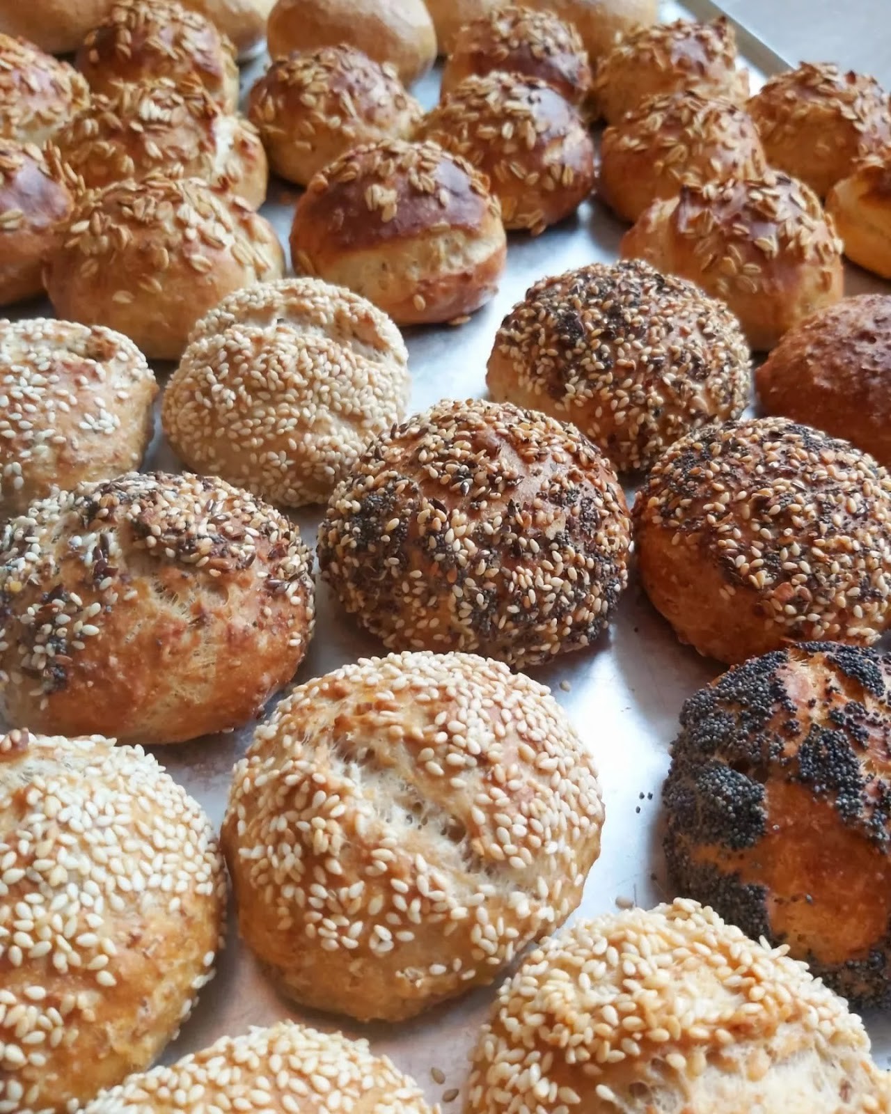Nona's Bakery: food & drinks