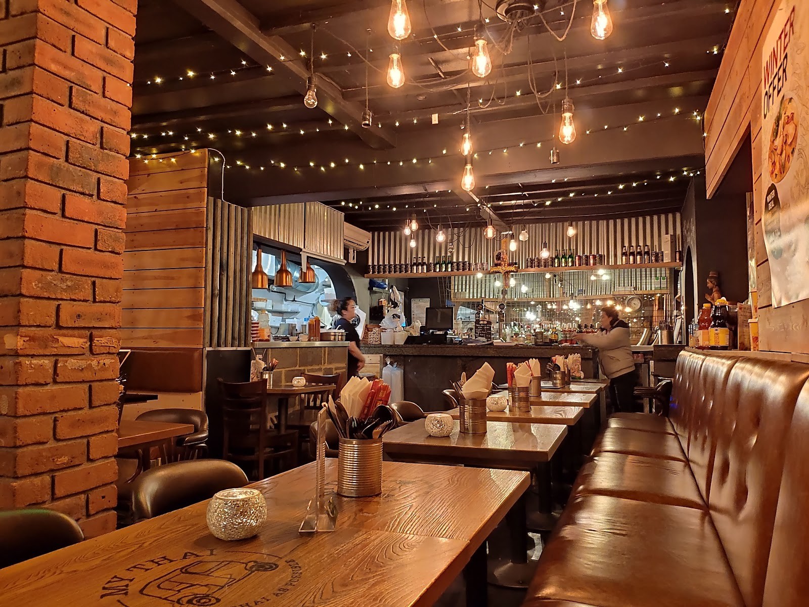 My Thai: the place