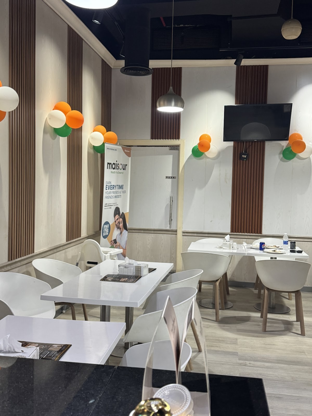 House of Dal Kitchen and Restaurant: the place