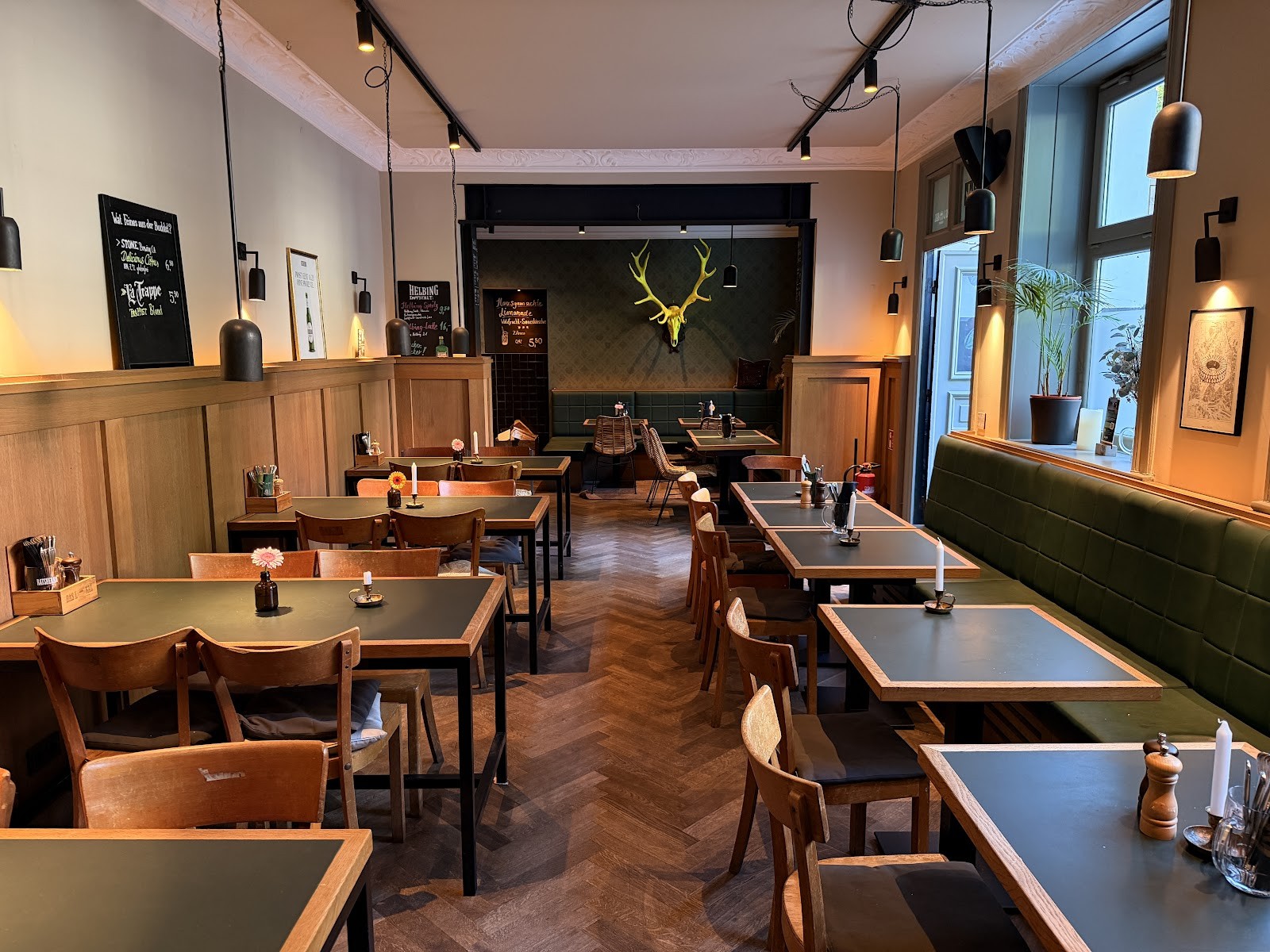 Ratsherrn - DAS LOKAL: the place
