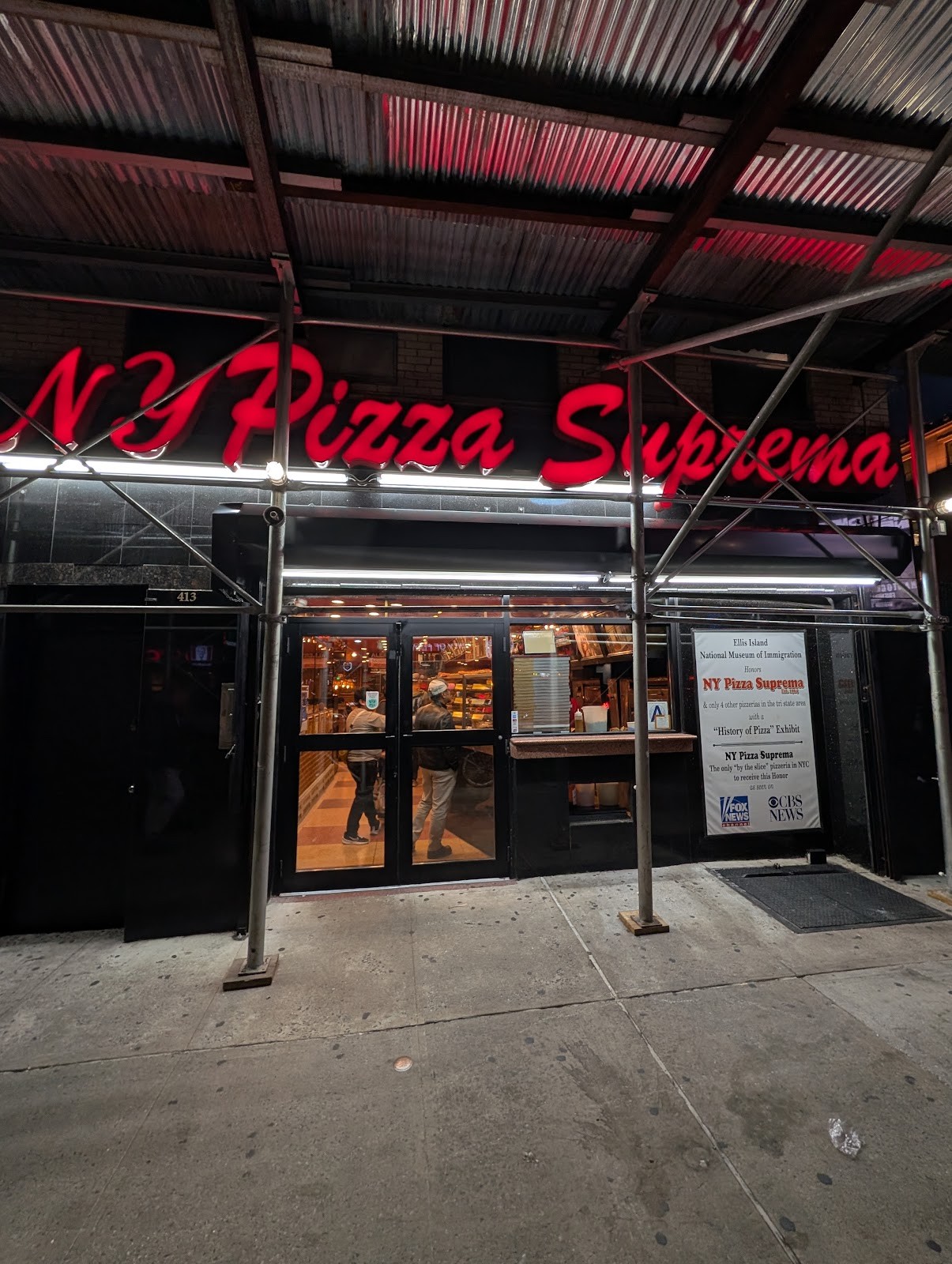 NY Pizza Suprema: the place