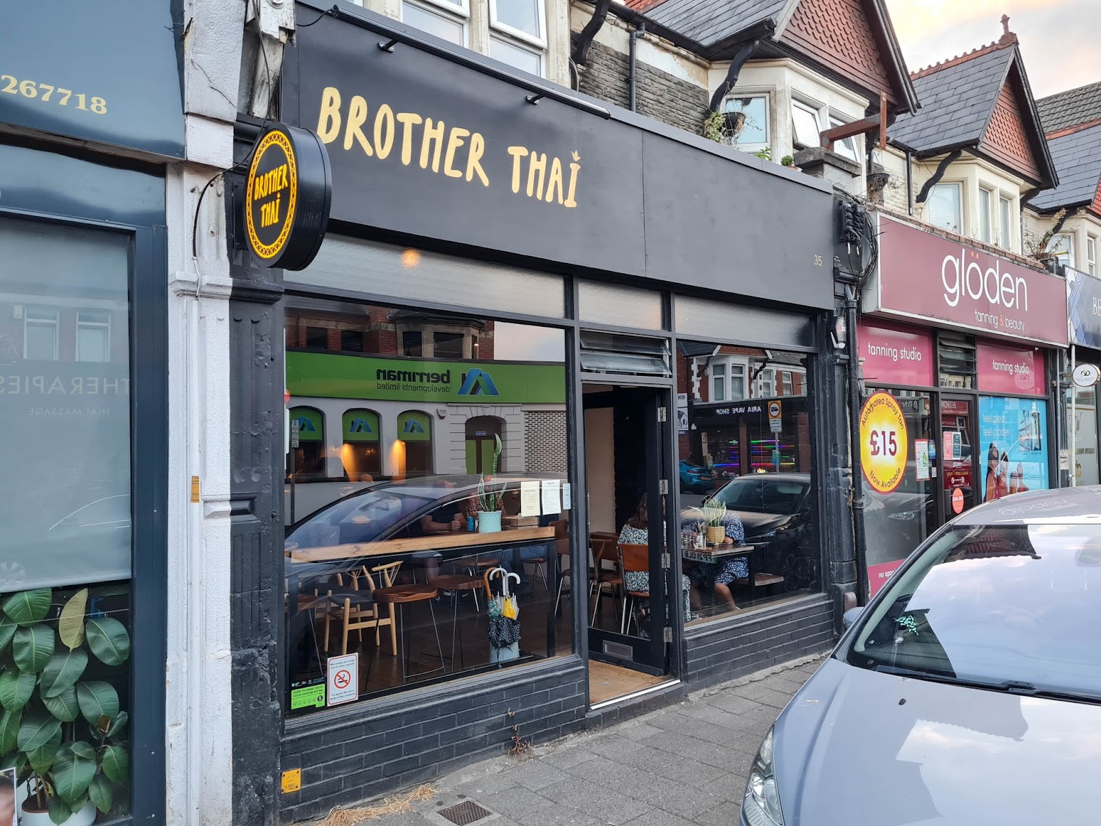 Brother Thai: the place