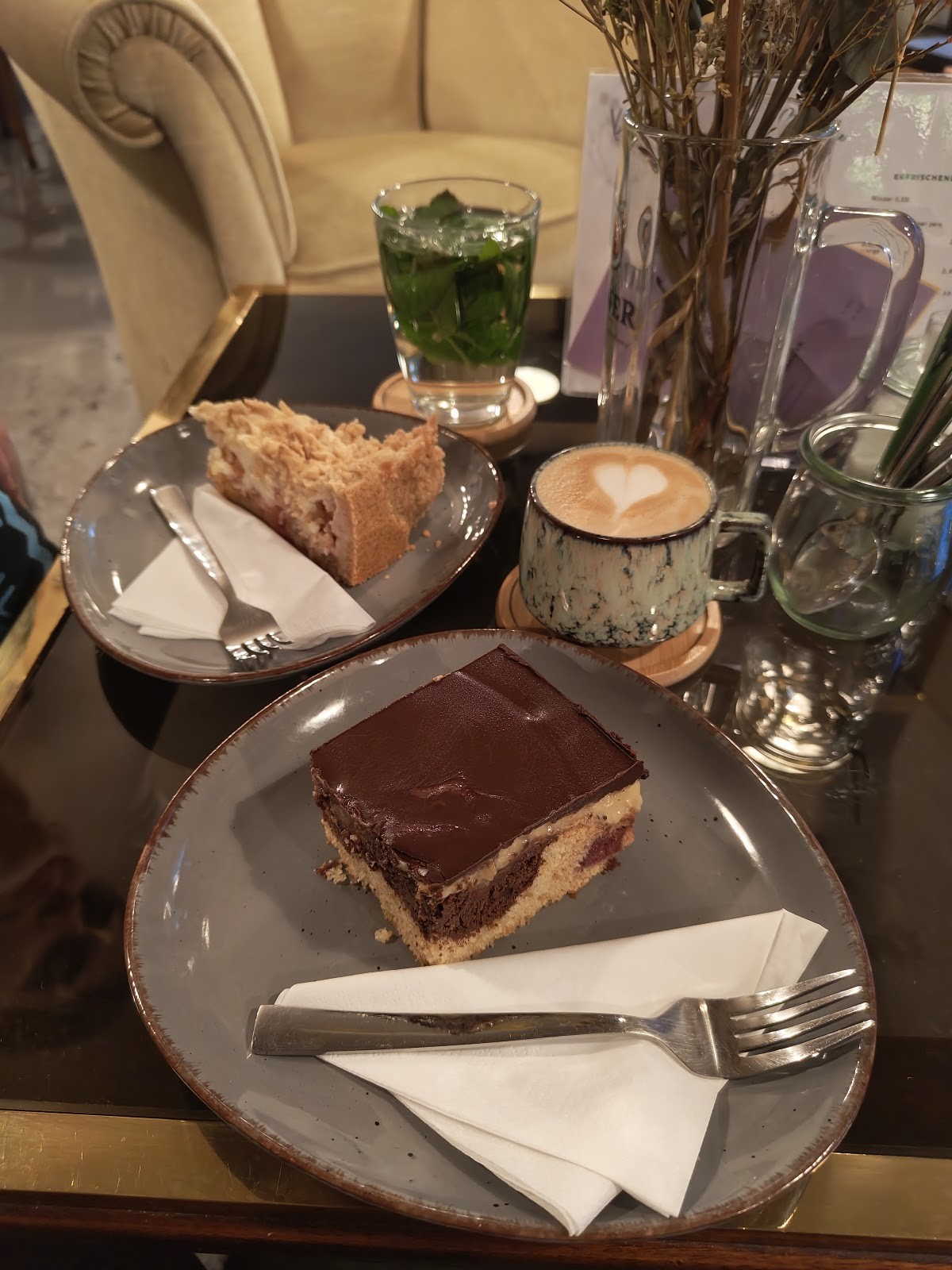 Kleine Freiheit: food & drinks