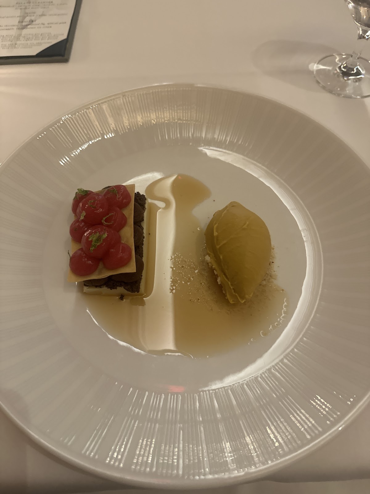 Elizabeth's: food & drinks