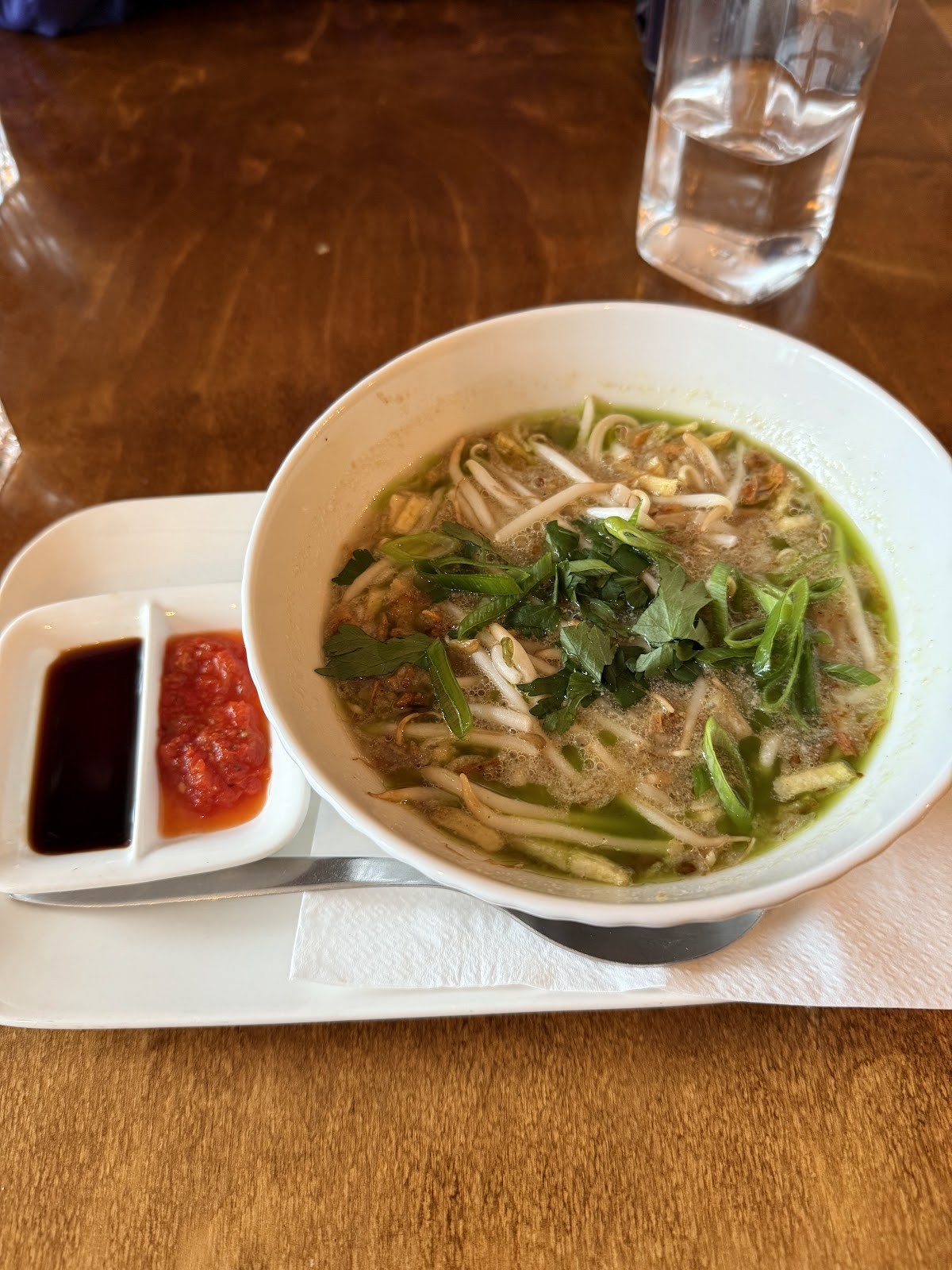 The Old Soul: food & drinks