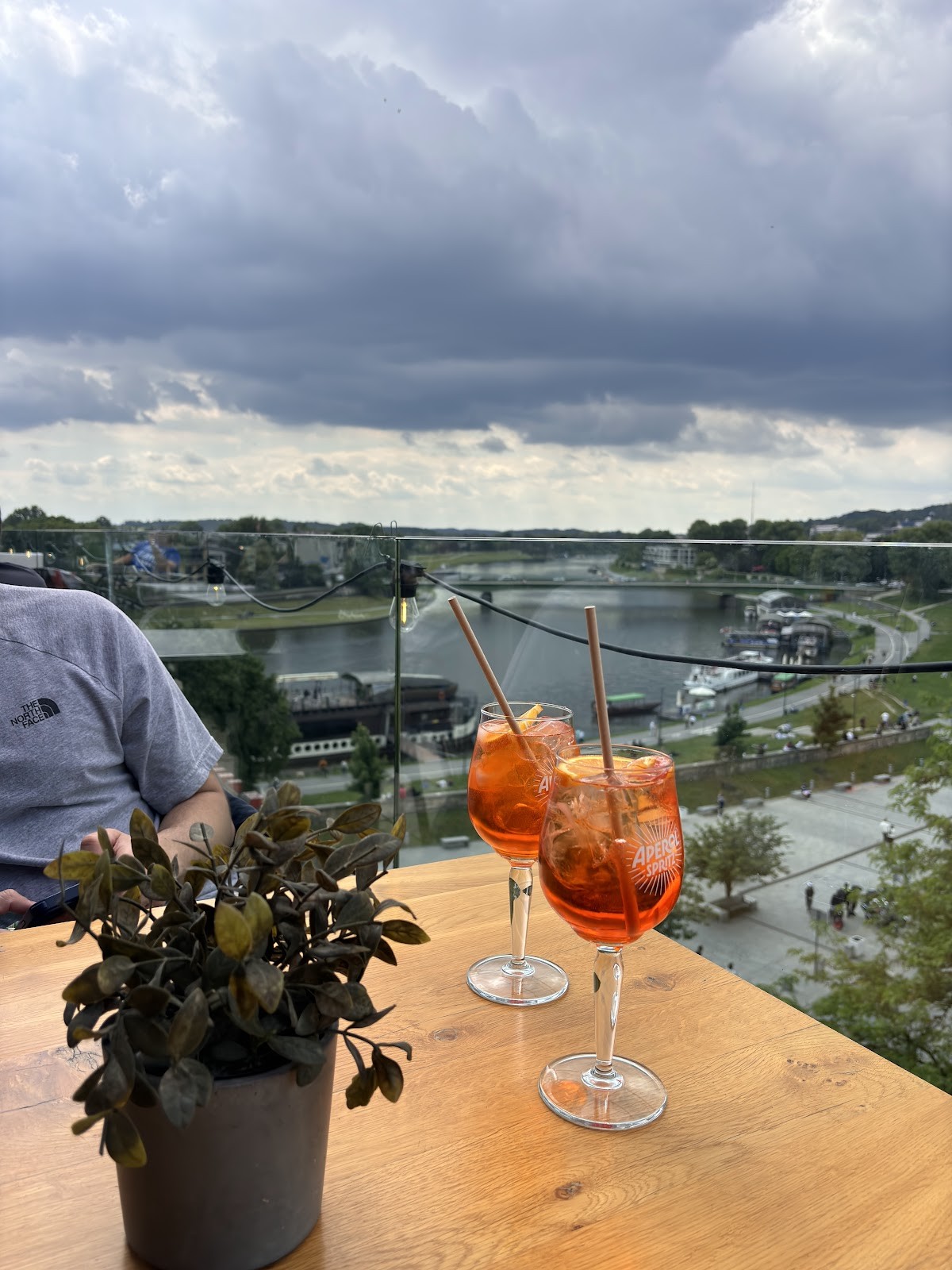 Groble Skybar Lounge: the place