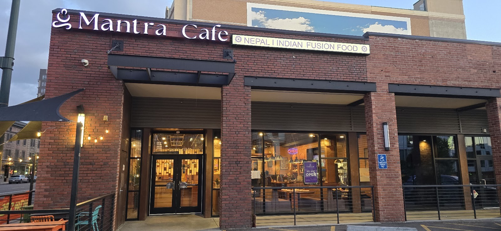 Mantra, Nepali Indian Fusion Food: the place