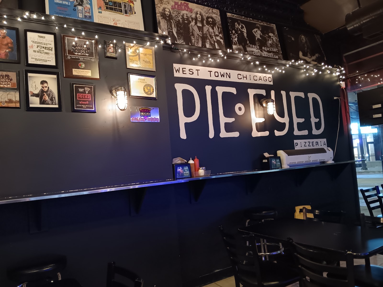 Pie-Eyed Pizzeria: the place
