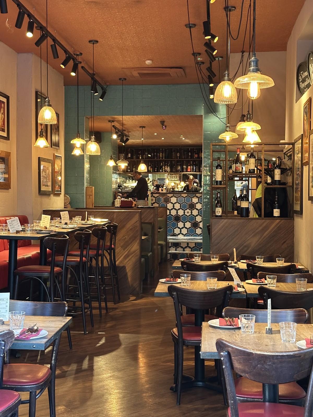 Tinto Taperia: the place