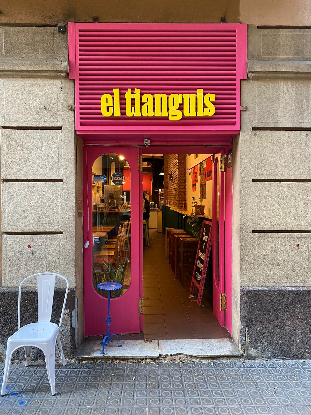 El Tianguis: the place