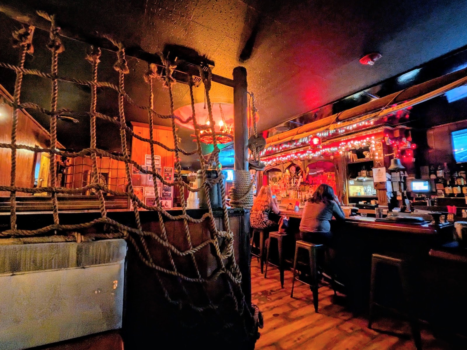 The Redwood Bar & Grill: the place