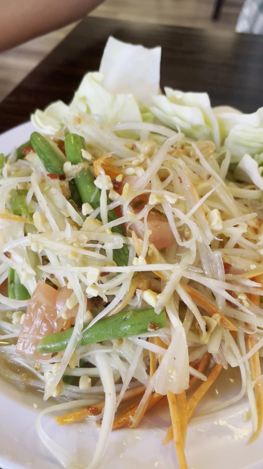 SAMATA THAI VEGAN HOUSE: food & drinks