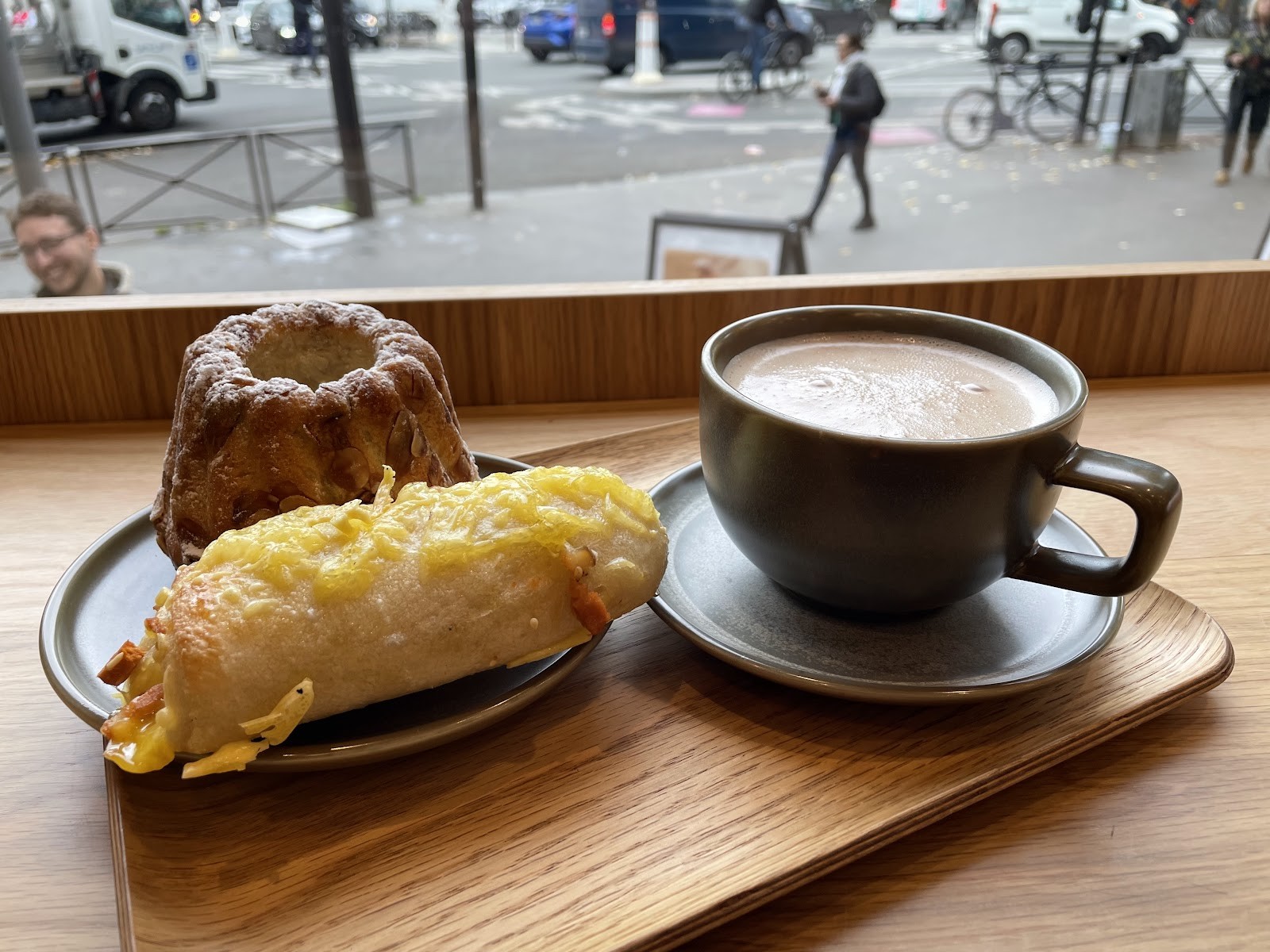 Land&Monkeys Grands Boulevards: food & drinks