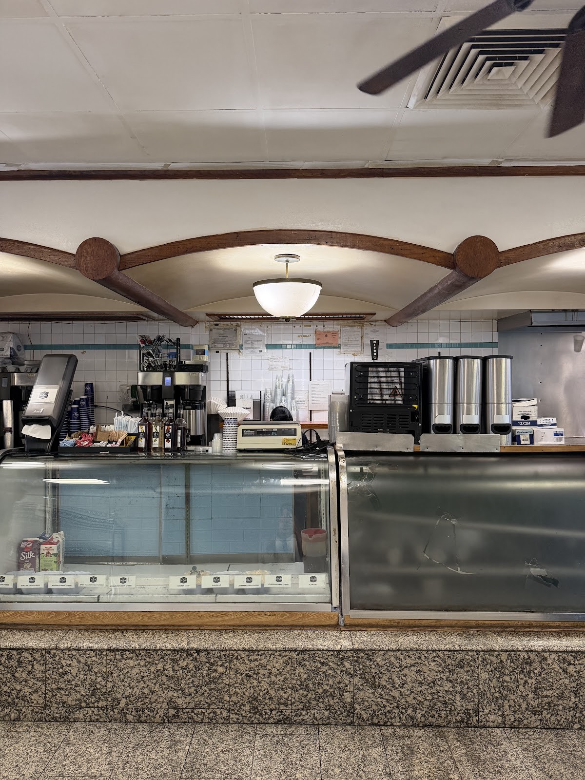 H&H Bagels: the place