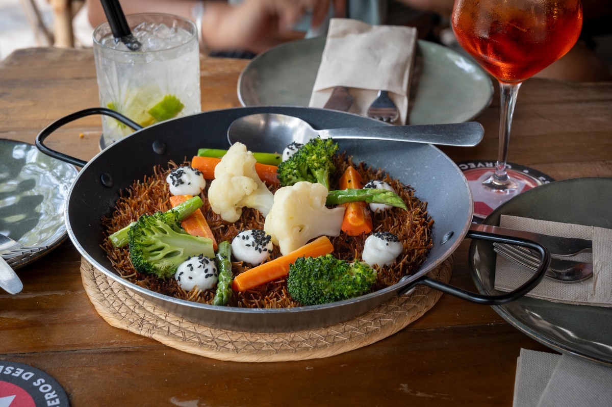 Bubar: food & drinks