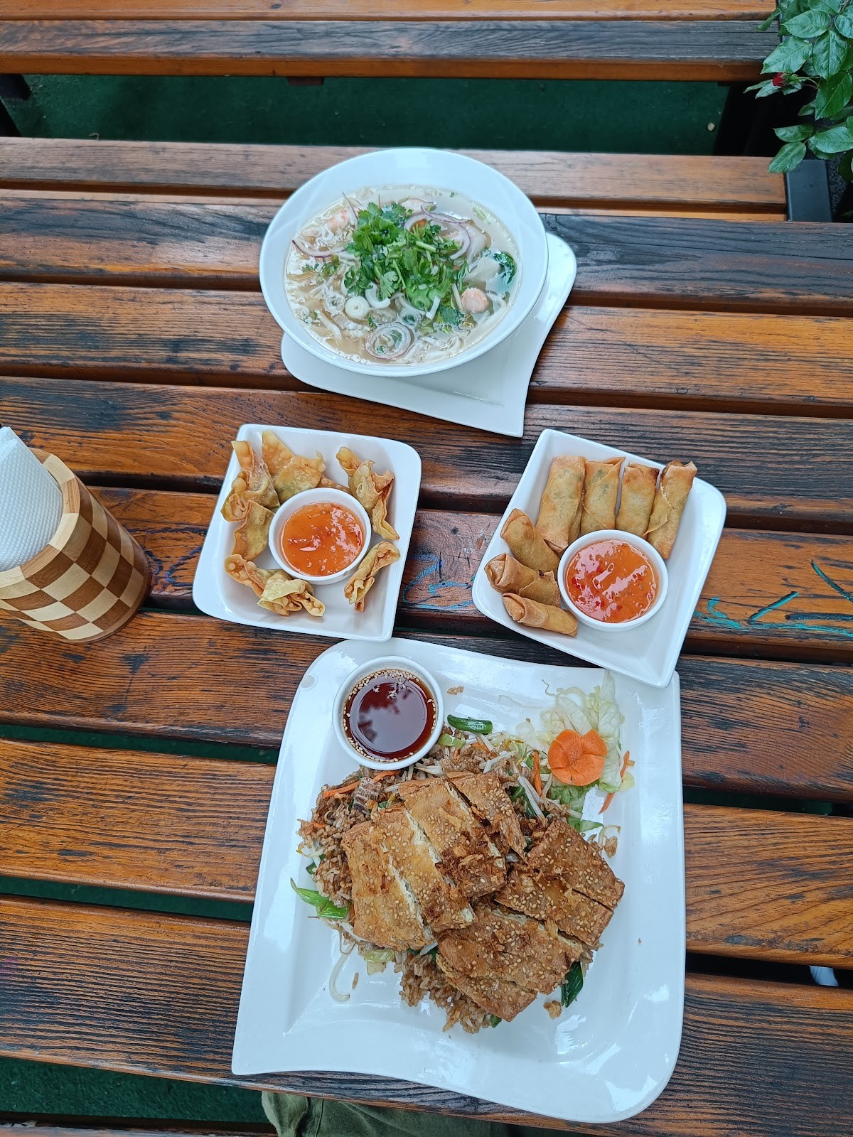 Vegan Express: food & drinks