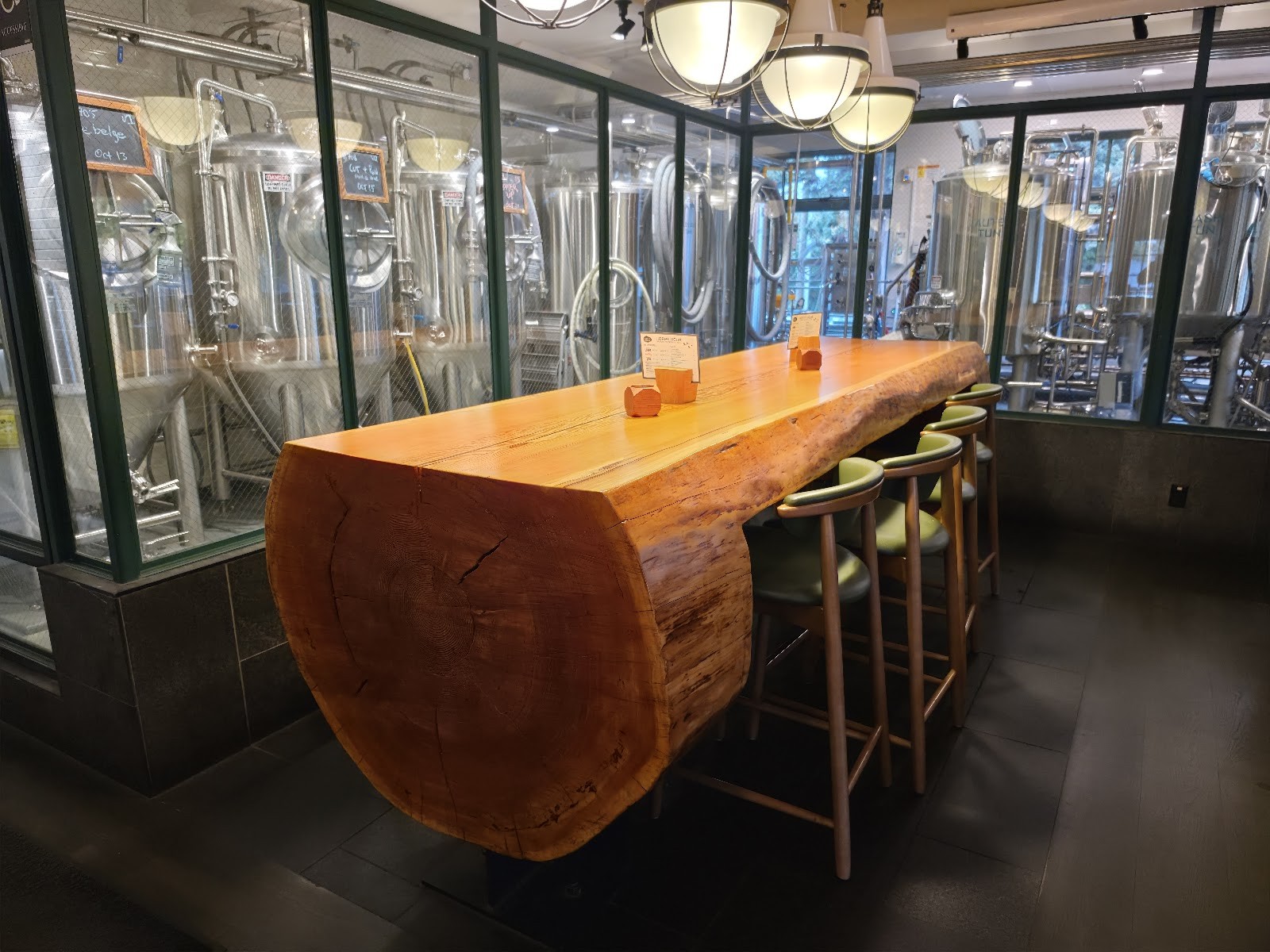 Stanley Park Brewing Restaurant & Brewpub: the place